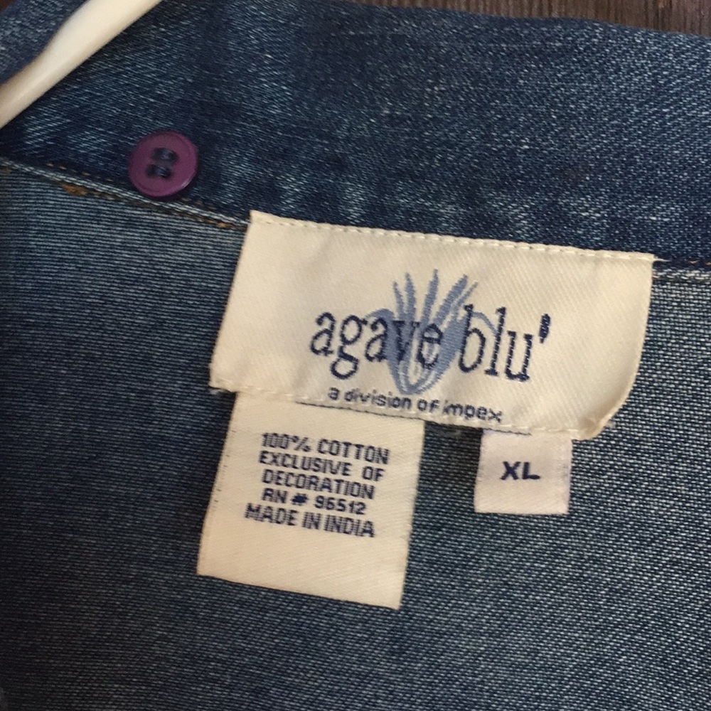 Denim jacket - Picture 2 of 4